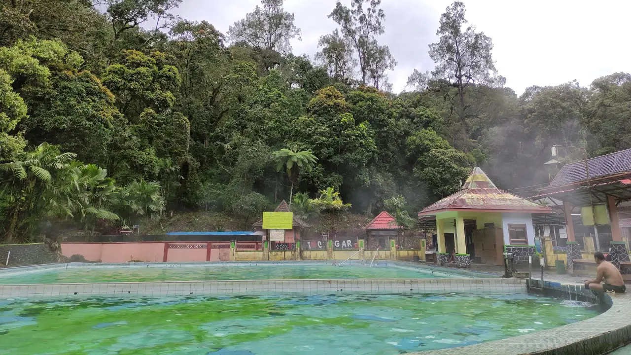 Malangsi Spring Cangar Hot Spring: Malang’s Natural Mountain Spa - Uncharted Backpack